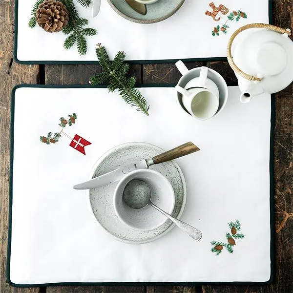 Langkilde & Søn - Kerstplacemat met vlag - 38 x 50 cm.